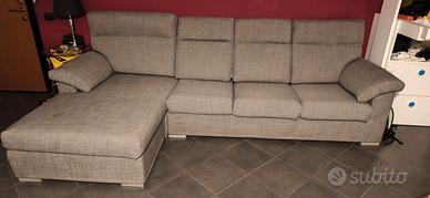 Divano 4 posti con chaise longue