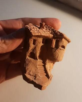 Casetta in terracotta fatta a mano 2