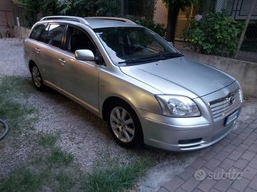 Toyota Avensis 2ª serie 2.0 D4D