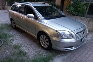 Toyota Avensis 2ª serie 2.0 D4D