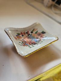 piattino in ceramica stile giapponese