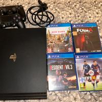 PS4 PRO 1TB + 5 GIOCHI (Incluso Rage 2)
