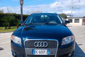 Audi A4 cambio automatico.