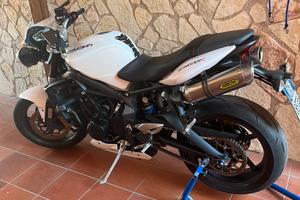 Triumph street triple 675R