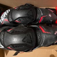 Tutori ginocchiere leatt