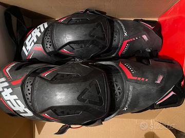 Tutori ginocchiere leatt