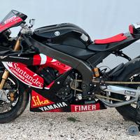 Yamaha R1