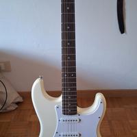 chitarra Stratocaster Squier