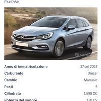 Macchina opel astra
