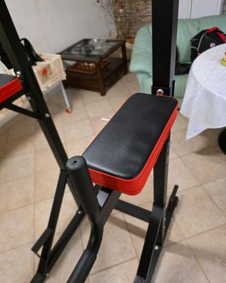 attrezzo per spalle ed addominali