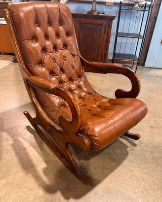 Sedia a dondolo in pelle marrone