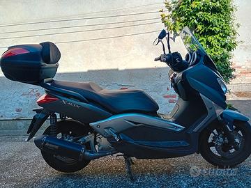X-Max 250 Yamaha - usato 2010