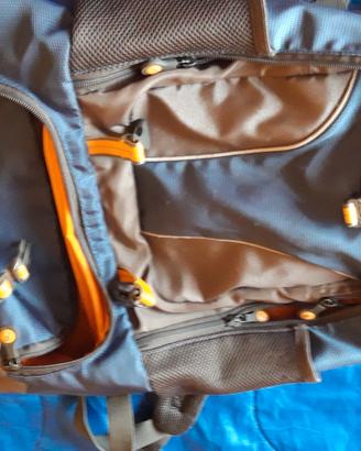 Zaino trekking marca Fico, leggere annuncio