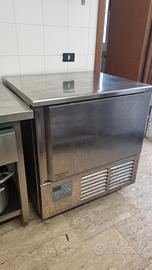 abbattitore di temperatura surgelatore per sushi
