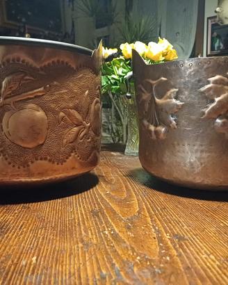 Coppia secchi in rame lavorati