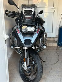 BMW GS 1250 adventur
