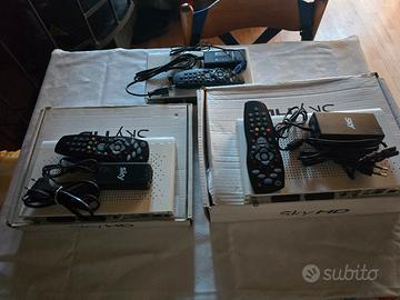 decoder sky hd funzionanti completi di accessori 