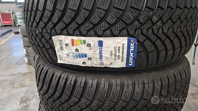 Gomme NUOVE 225 55 R18