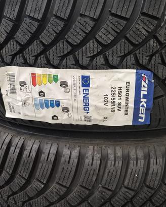 Gomme NUOVE 225 55 R18
