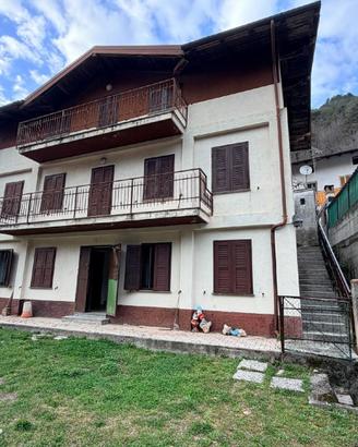 SPAZIOSA CASA INDIPENDENTE CON GIARDINO RECINTATO