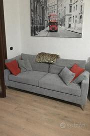 Divano Artigianale su misura. Qualità e Comfort!!