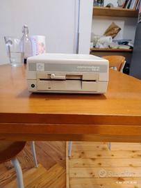 Commodore floppy drive 1541  bianco funzionante