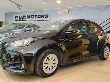 Toyota Yaris 1.5 Hybrid 5 porte Business