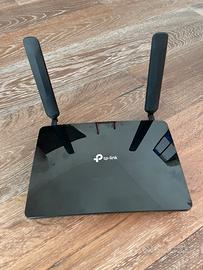 ROUTER per WiFi TP-LINK TL-MR6400 4G 300Mbps