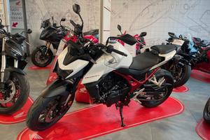 Honda Hornet 750 2025