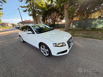 Audi A4 2.0 tdi tiptronic 143cv