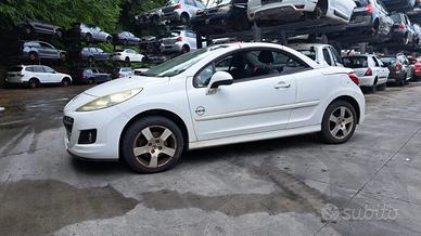 PEUGEOT 207cc 2011 SOLO PER RICAMBI