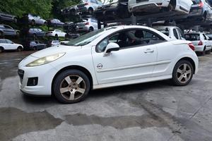 PEUGEOT 207cc 2011 SOLO PER RICAMBI