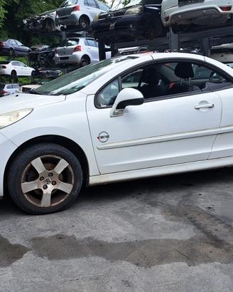 PEUGEOT 207cc 2011 SOLO PER RICAMBI