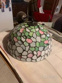 Lampadario e lampada Tiffany