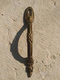 1 Maniglia Nuova per Mobili in Stile o Antico