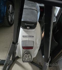 Vespa piaggio 50 special