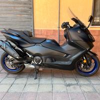 Yamaha T max 560 2022