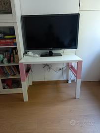 scrivania Ikea pahl rosa 96x58 cm regolabile