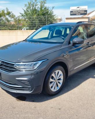Volkswagen Tiguan 2.0 TDI 150 CV SCR DSG Life