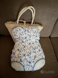 Costume vintage anni 50 sartoriale pin up