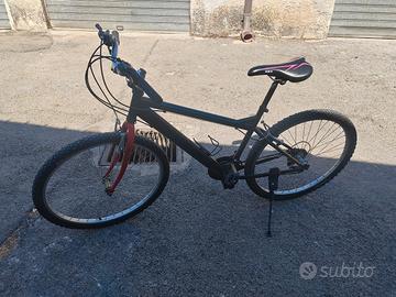 bicicletta 26 tenuta bene 