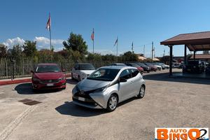 Toyota Aygo 1.0 VVT-i 69 CV 5 porte x-cool TSS