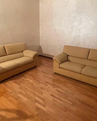 Coppia di divani