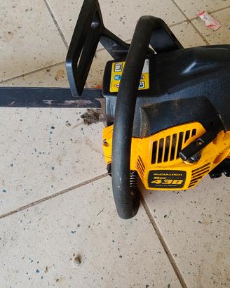 Motosega McCulloch 438 - da riparare