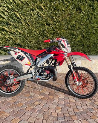 HM CRE Six Competition 2016