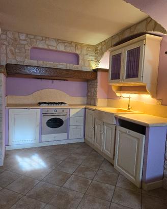 CUCINA ARTIGIANALE IN STILE RUSTICO