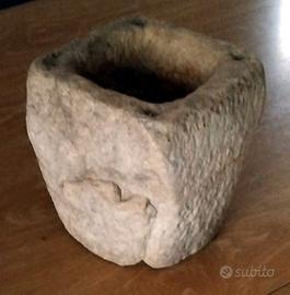 vaso in marmo antico