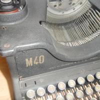 MACCHINA SCRIVERE OLIVETTI M40 KR