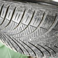 4 gomme 235/55/18 kumo