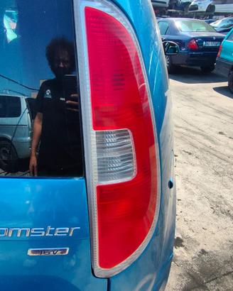 SKODA ROOMSTER 2006 STOP POSTERIORE SX/DX